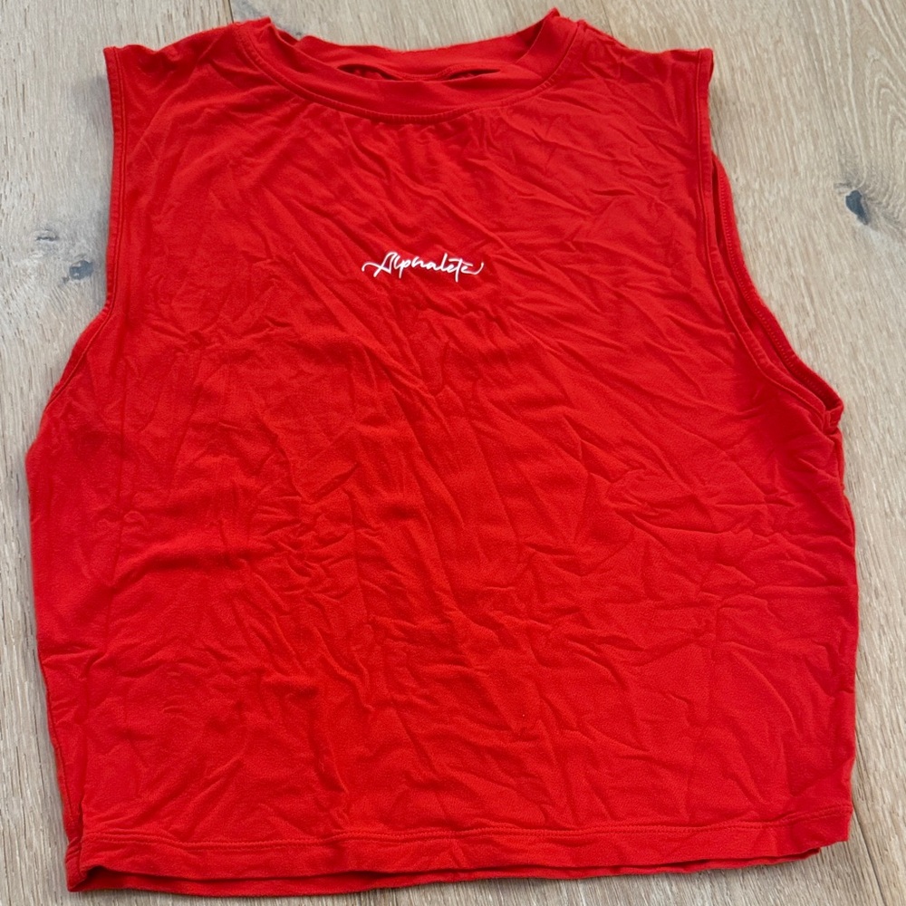 Alphalete Women's Vibrant Red Muscle Tee